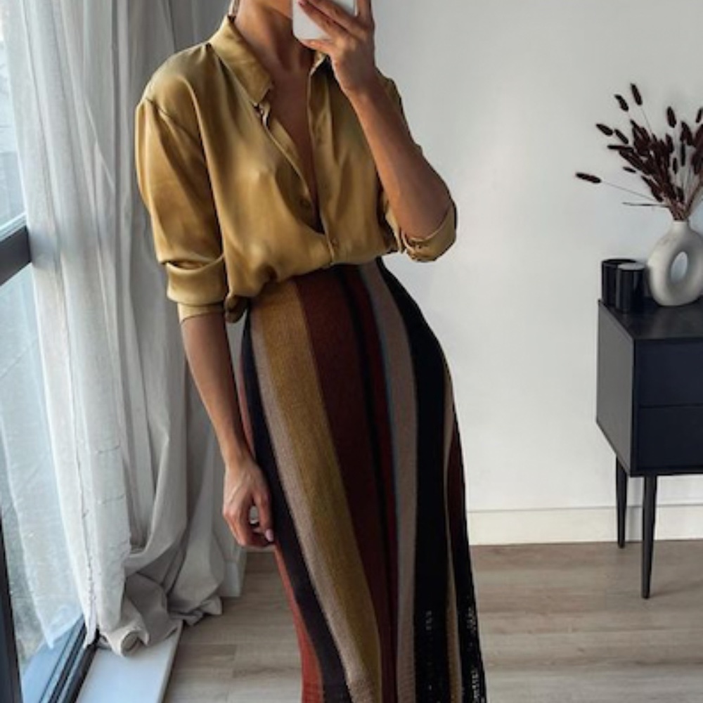 Long Sateen Shirt Size Small